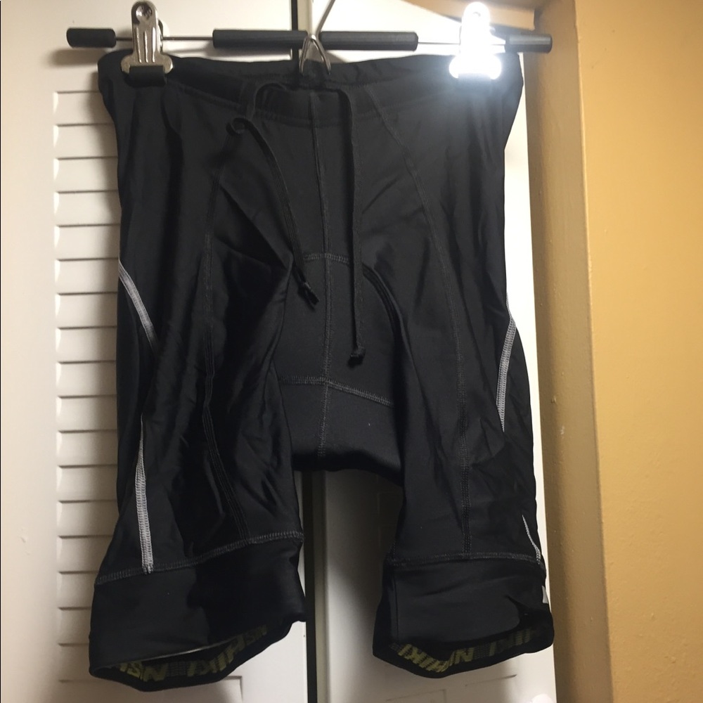 Cycling shorts